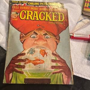 CRACKED MAGAZINE Jan. No.66